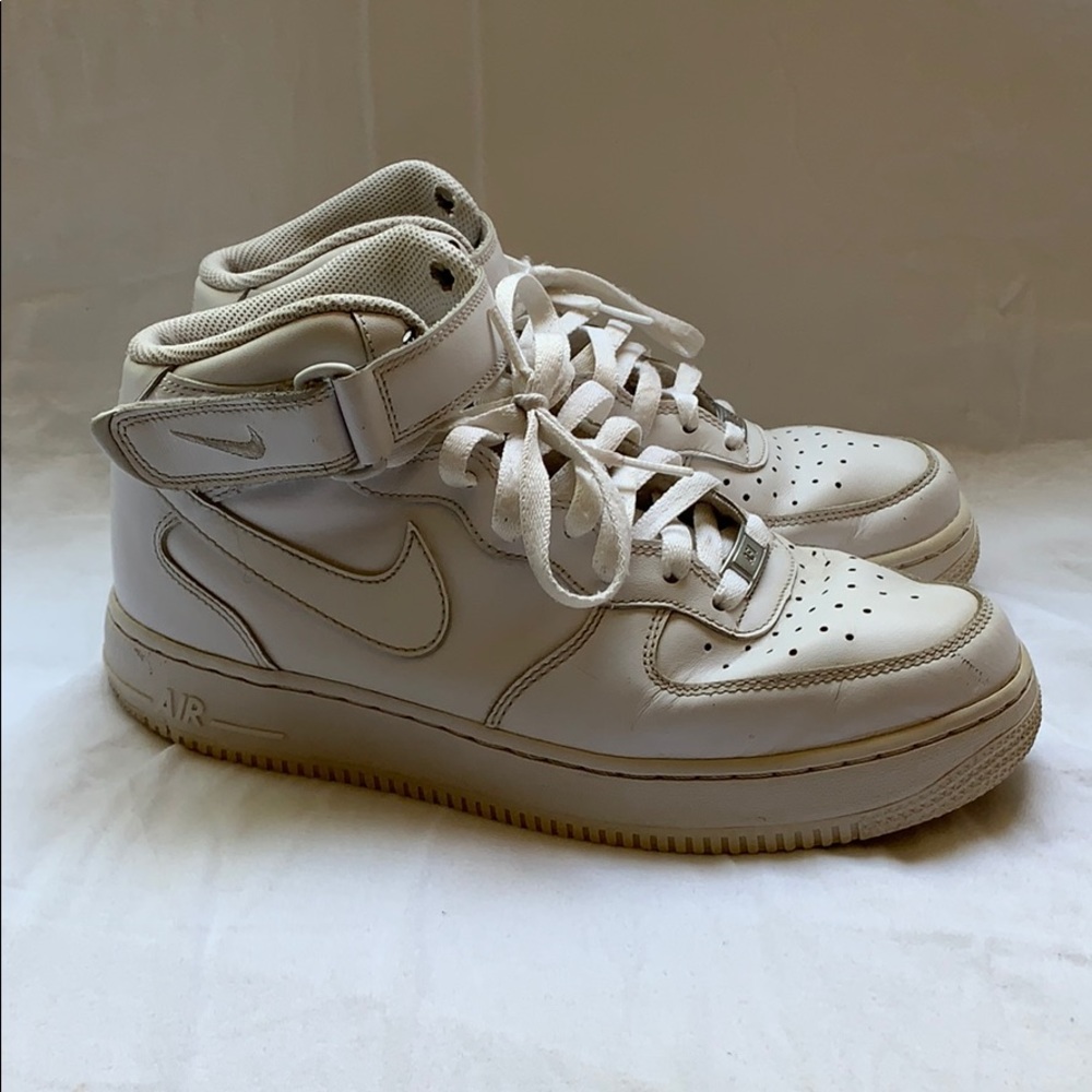Nike Air Force One White High Top